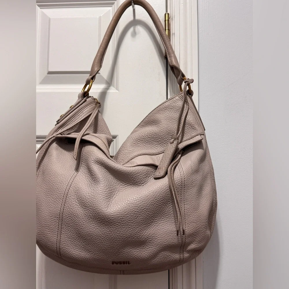 Fossil Gray Hobo Bag with Relaxed Design